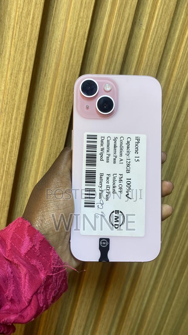 Apple iPhone 15 256 GB Pink