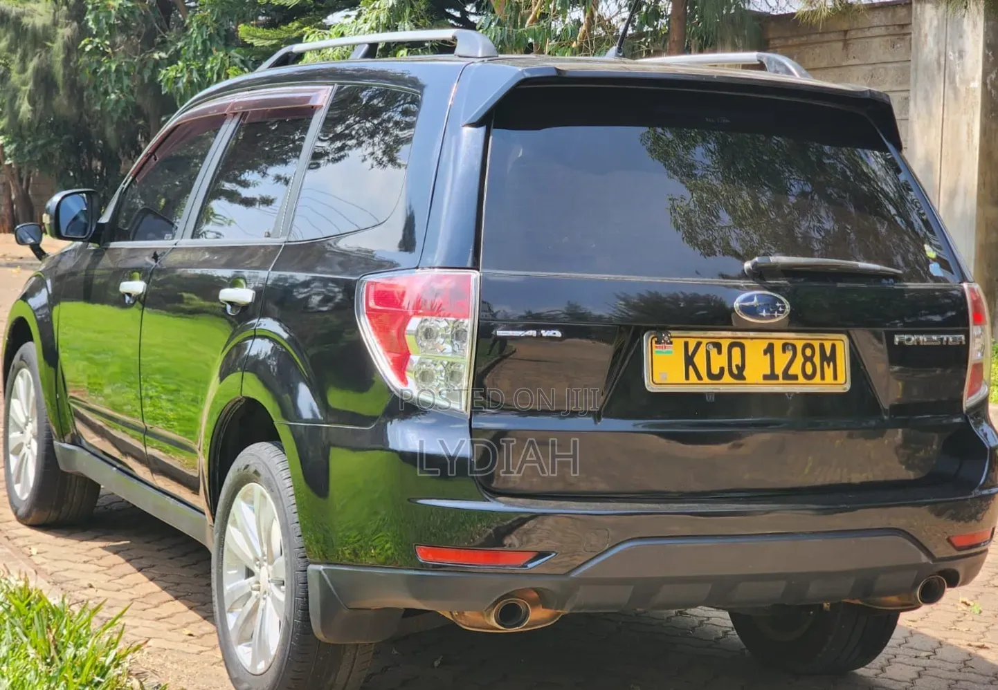 Subaru Forester 2011 Black