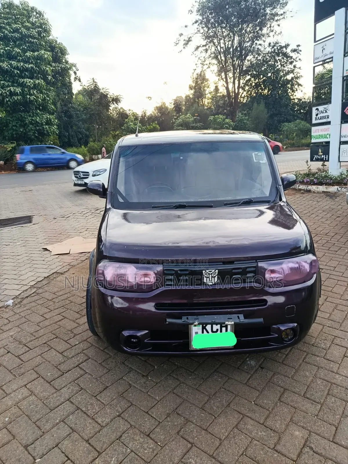 Nissan Cube 2005 Brown