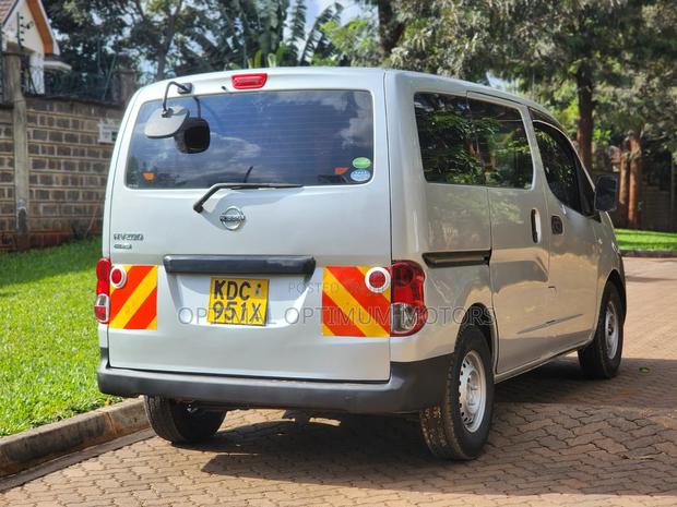 Nissan NV200 2015 Silver - thumbnail 8