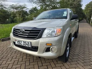 Toyota Hilux 2008 Silver