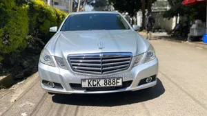 Mercedes-Benz E250 2009 Silver