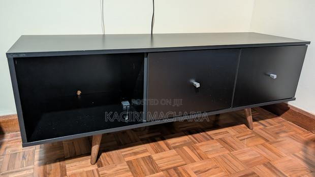 Tv Stand (Victoria Furnitures)