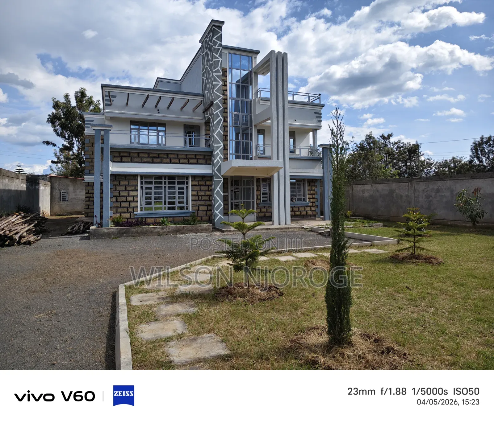 5bdrm Maisonette in Roots Estate, Barnabas for sale