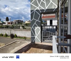 5bdrm Maisonette in Roots Estate, Barnabas for sale