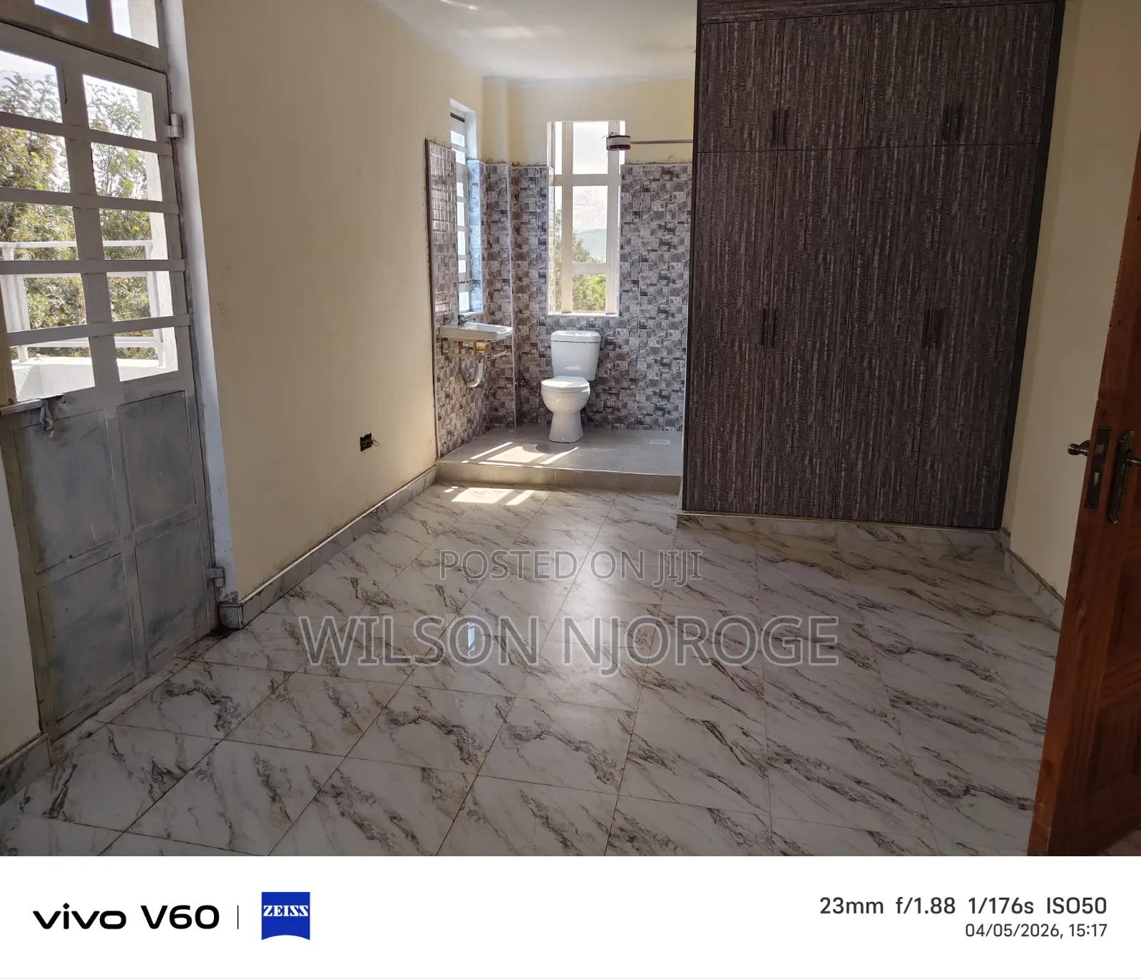 5bdrm Maisonette in Roots Estate, Barnabas for sale