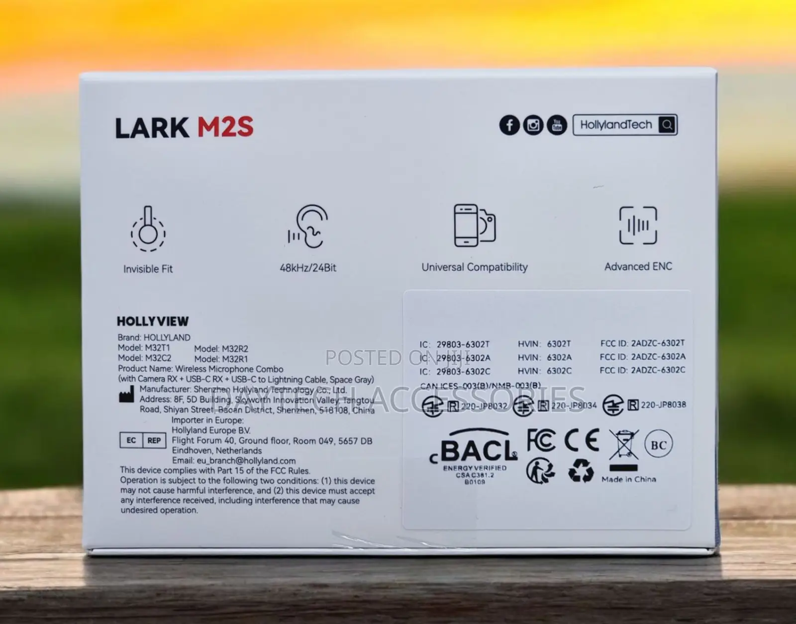 This Is a Hollyland Lark M2s Wireless Lavalier Microphone System