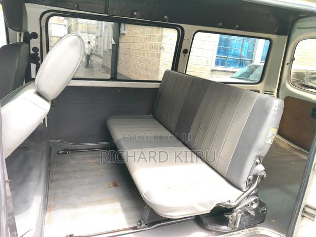 Mazda Bongo 2014 White - thumbnail 4