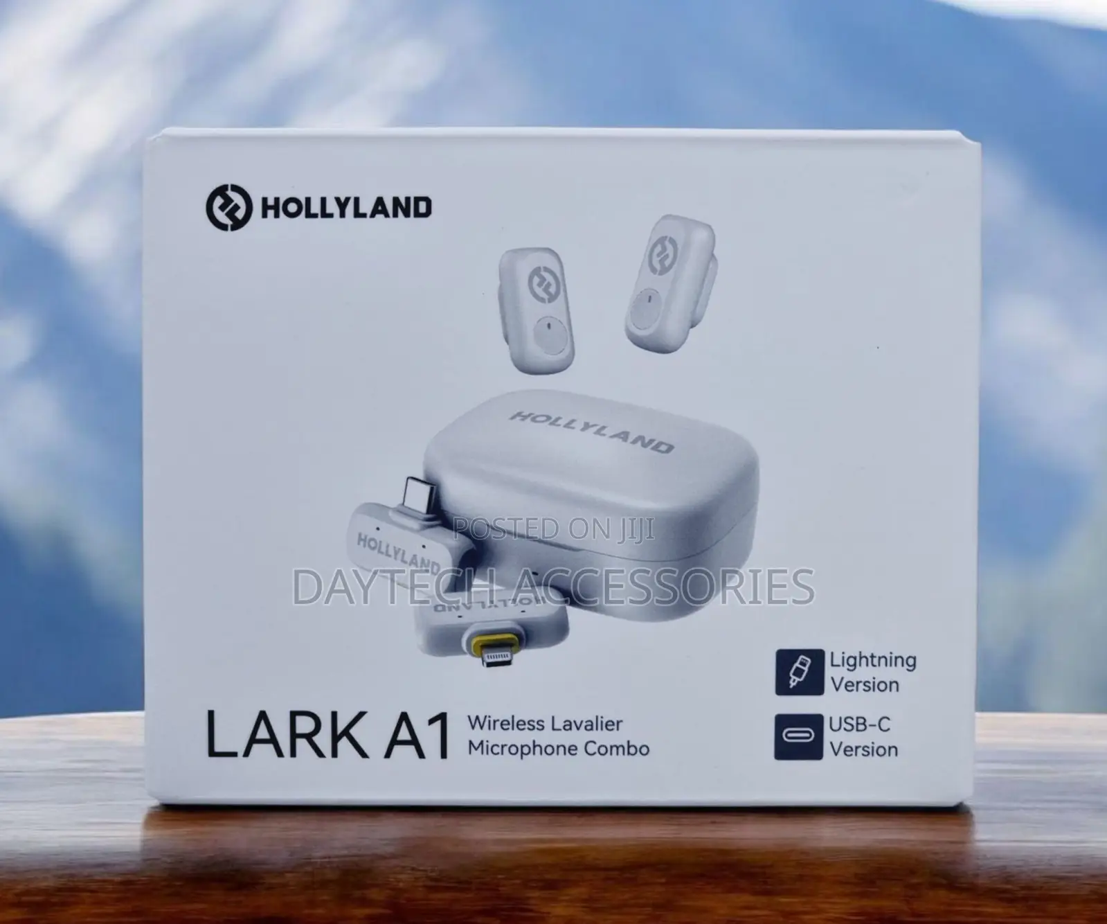 The Hollyland Lark A1 Is a Compact Wireless Microphone Combo