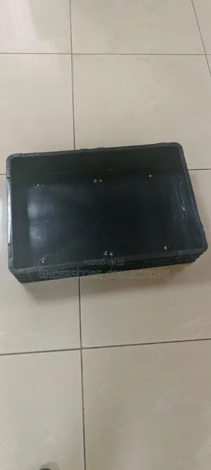 Stuckable Shallow Crates