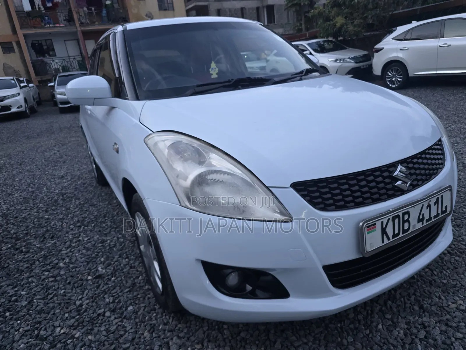 Suzuki Swift 2013 Pearl