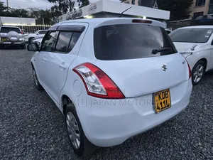 Suzuki Swift 2013 Pearl