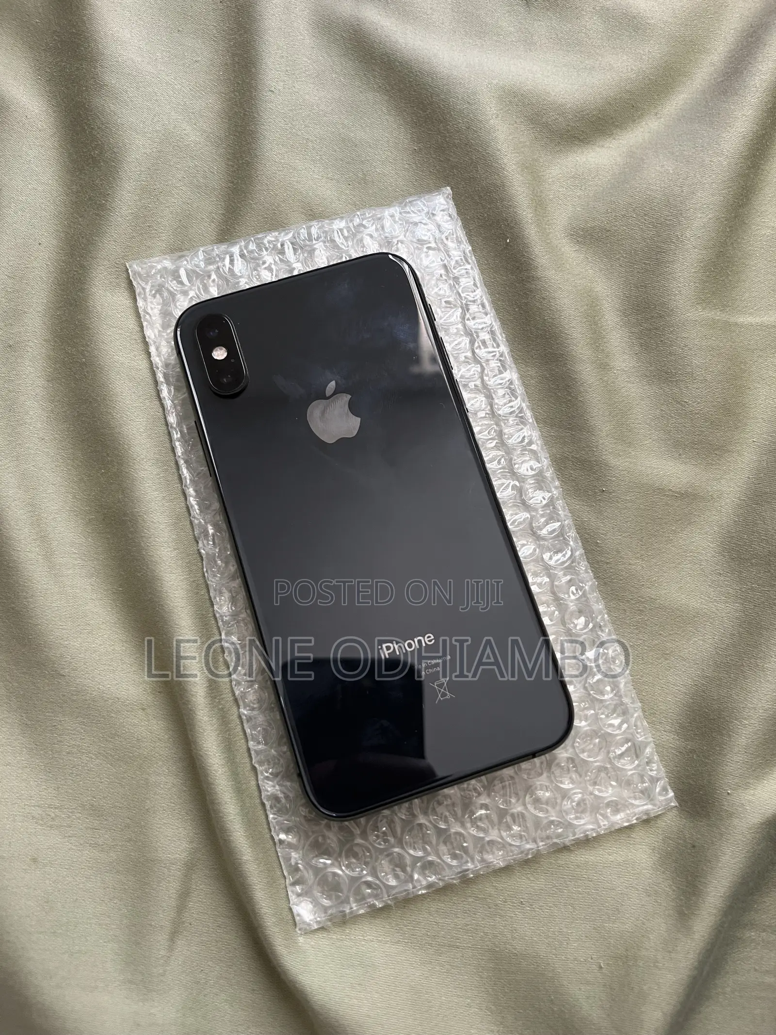Apple iPhone X 64 GB Black