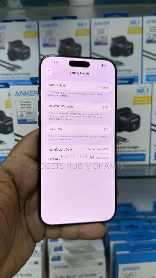 Apple iPhone 16 Pro Max 256 GB Black - thumbnail 4
