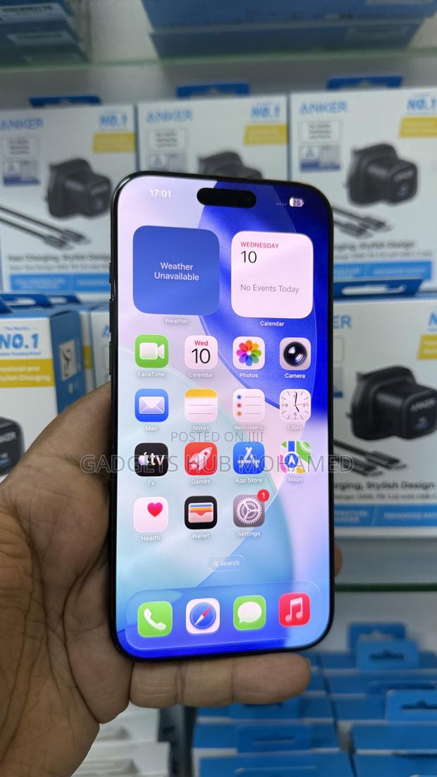Apple iPhone 16 Pro Max 256 GB Black - thumbnail 2