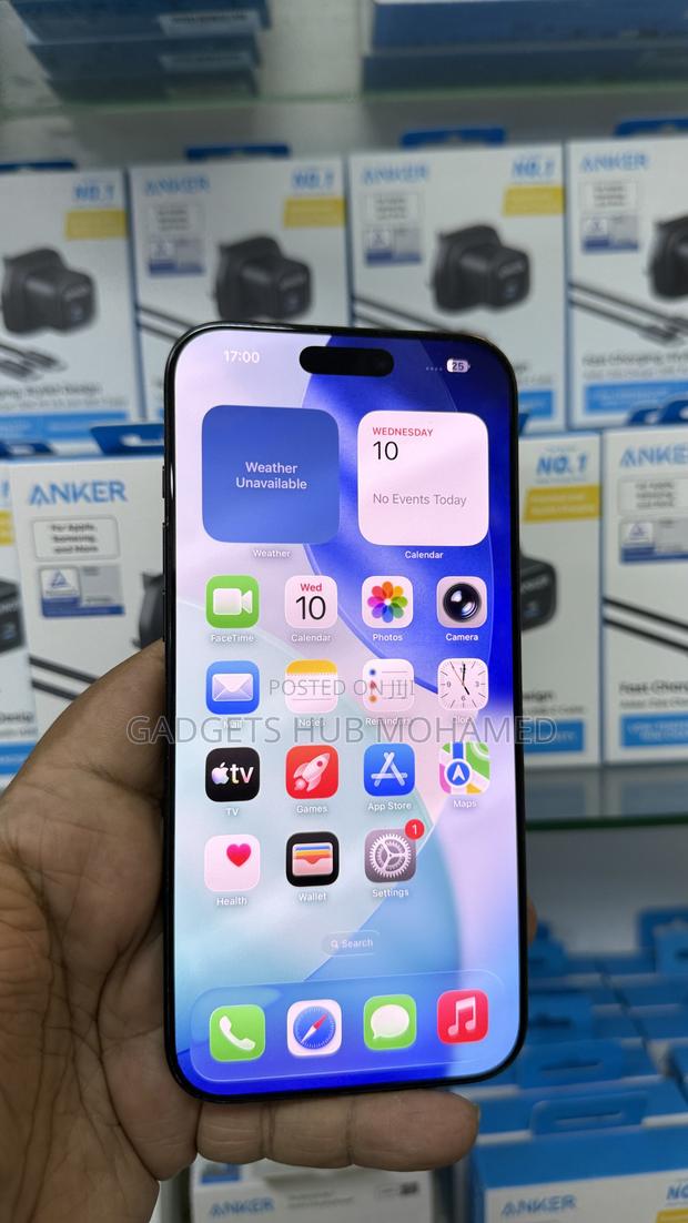 Apple iPhone 16 Pro Max 256 GB Black - thumbnail 7