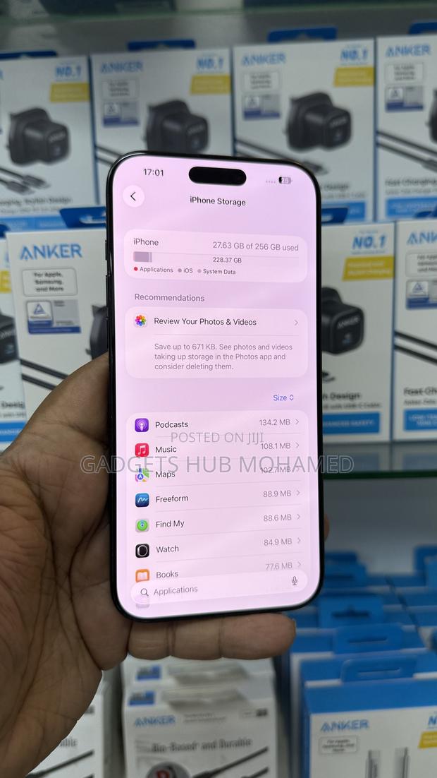 Apple iPhone 16 Pro Max 256 GB Black - thumbnail 6