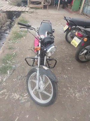 Honda CB 2024 Red