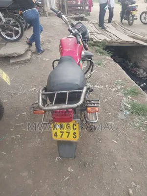 Honda CB 2024 Red