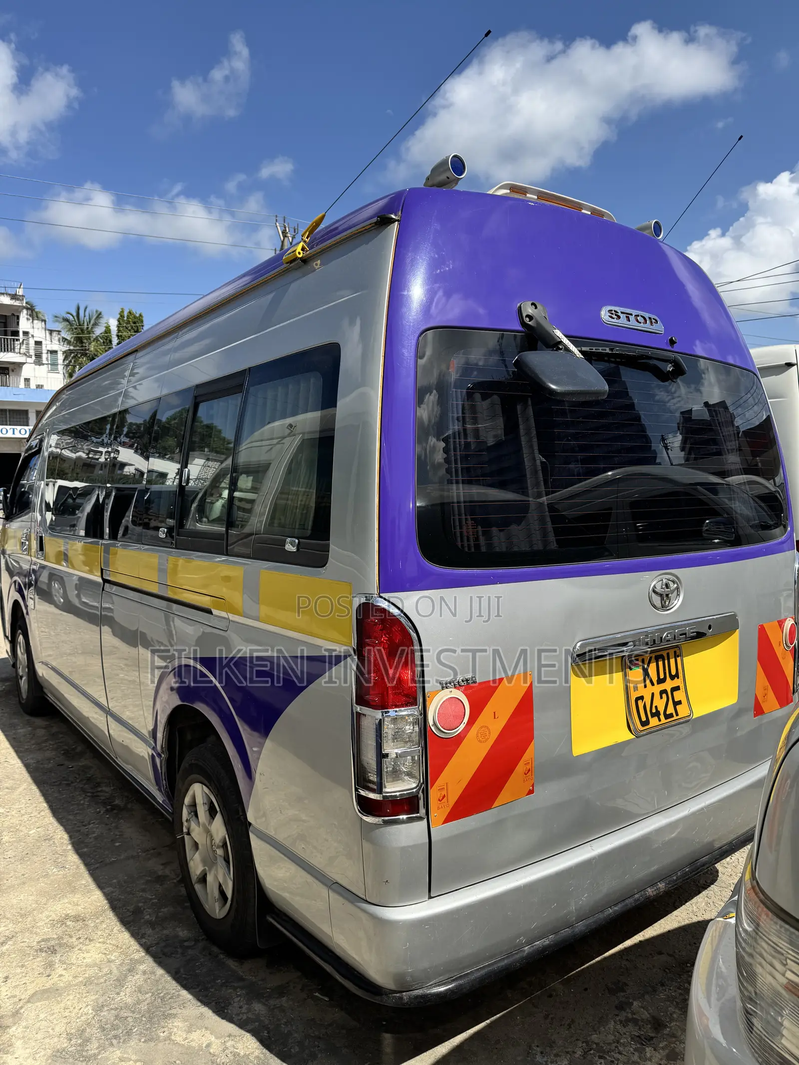 Toyota HiAce 2018 Silver