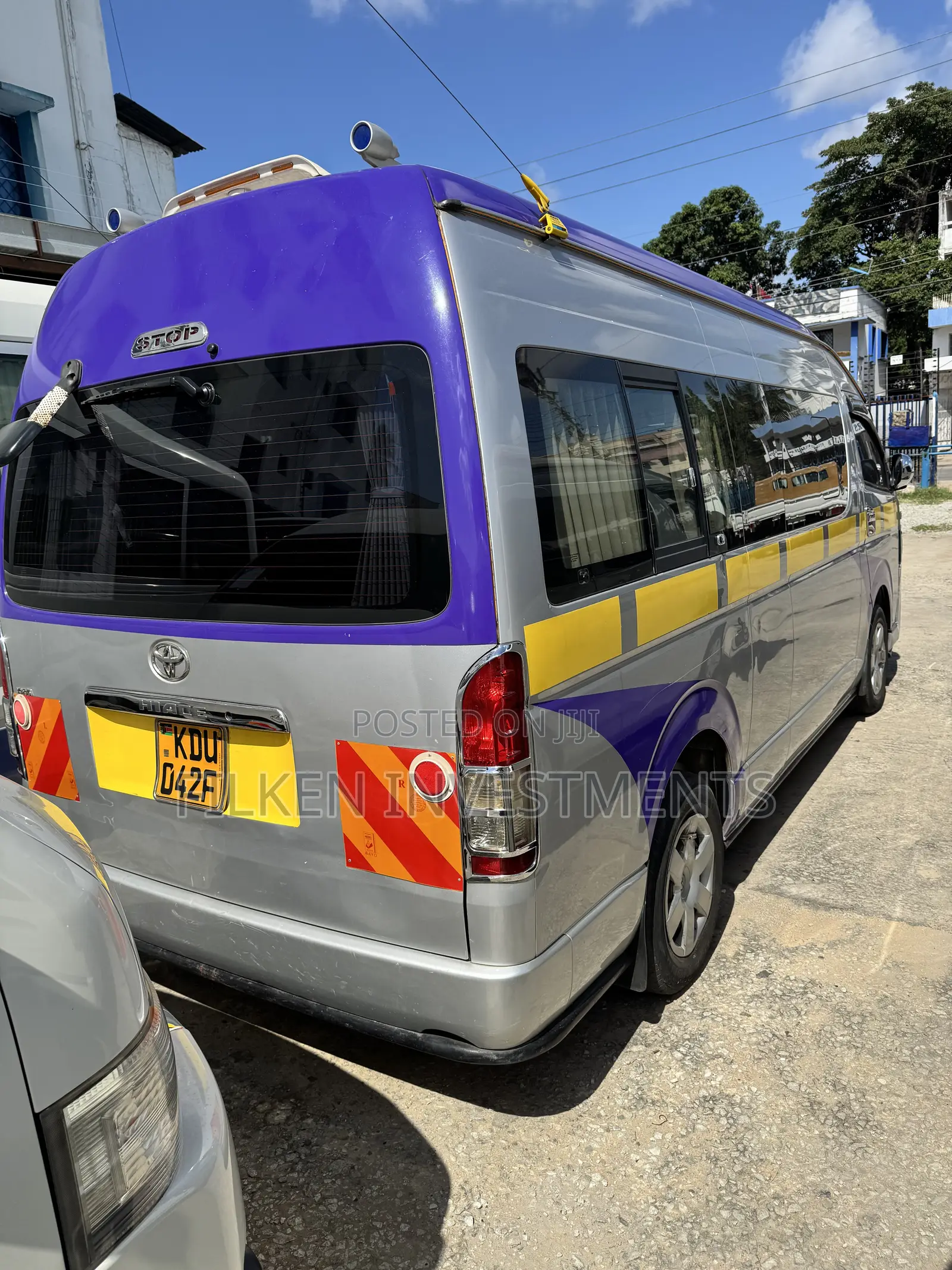 Toyota HiAce 2018 Silver