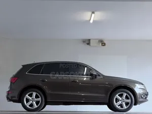 Audi Q5 2017 Burgundy