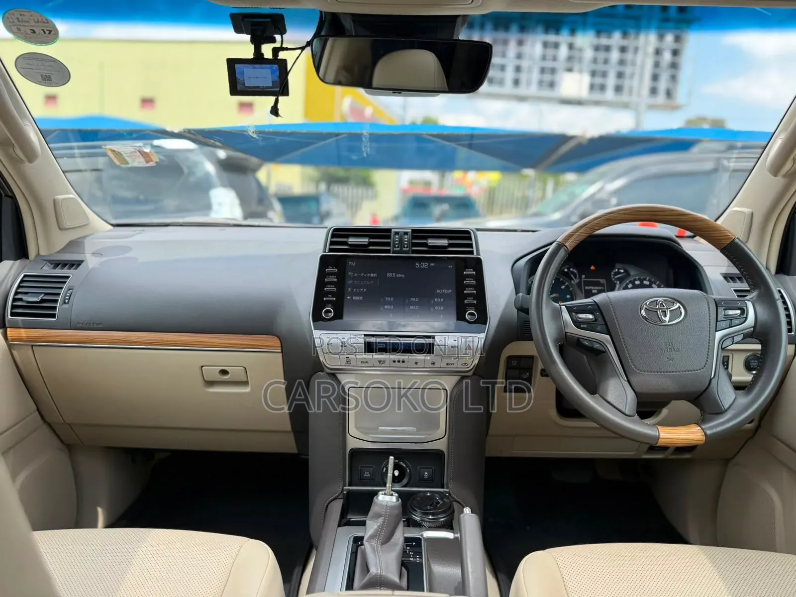 Toyota Land Cruiser Prado 2022 White