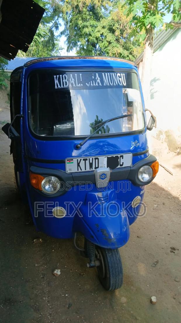 Piaggio 2023 Blue - thumbnail 4