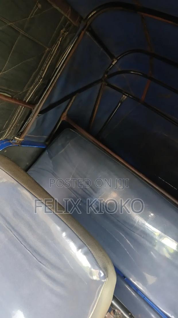 Piaggio 2023 Blue - thumbnail 5