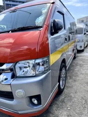 Toyota HiAce 2019 Grey