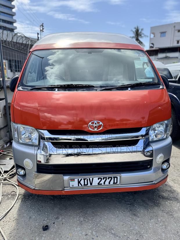 Toyota HiAce 2019 Grey