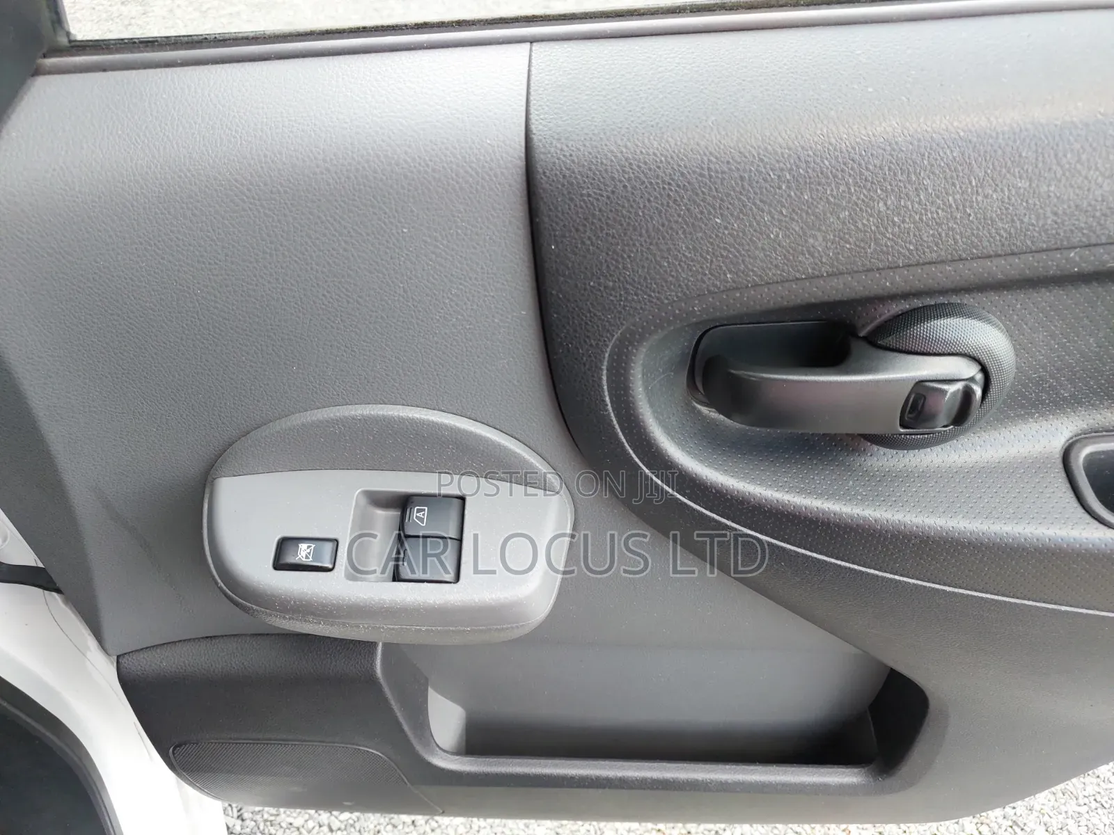 Nissan NV200 2019 White