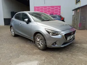 Mazda Demio 2015 Gold
