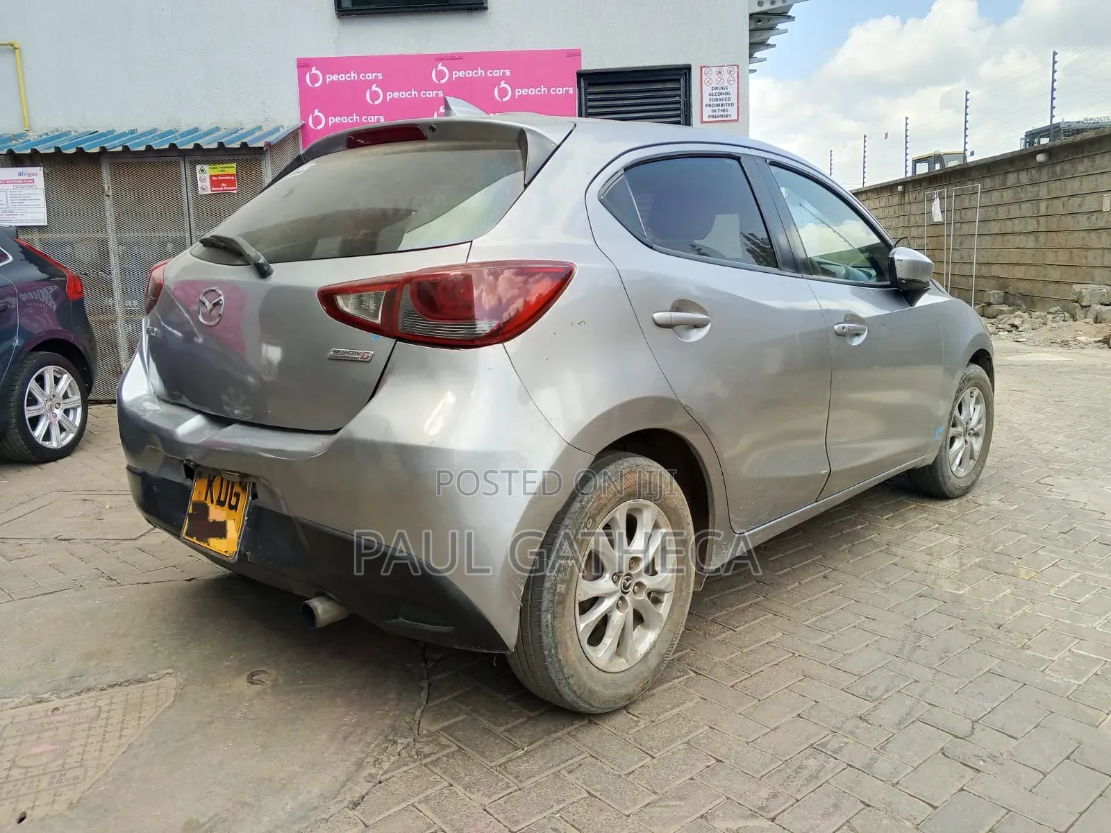 Mazda Demio 2015 Gold