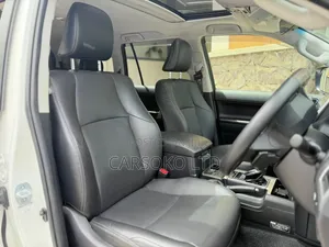 Toyota Land Cruiser Prado 2021 White