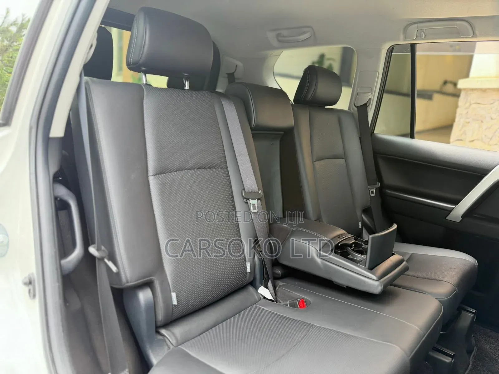 Toyota Land Cruiser Prado 2021 White