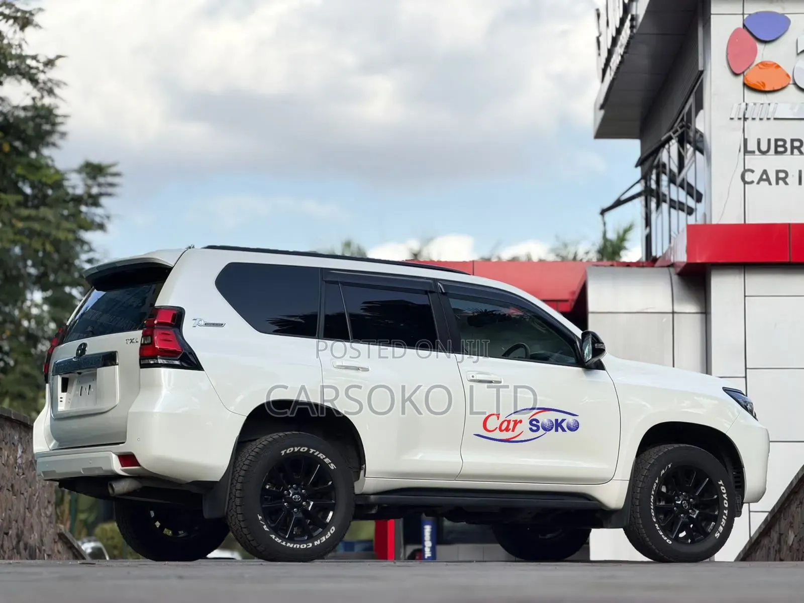 Toyota Land Cruiser Prado 2021 White