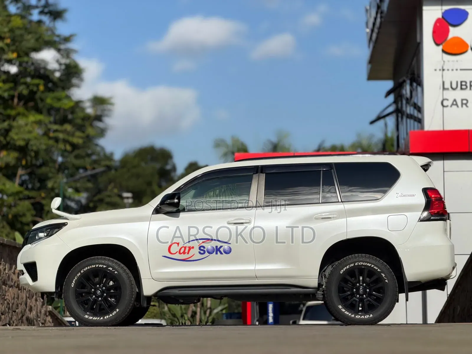 Toyota Land Cruiser Prado 2021 White