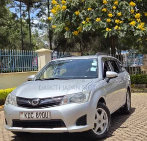 Toyota Corolla Fielder 2015 Silver