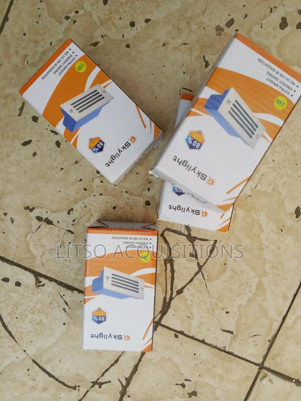 Buy 3 and Get One Free Staircase Light - thumbnail 4