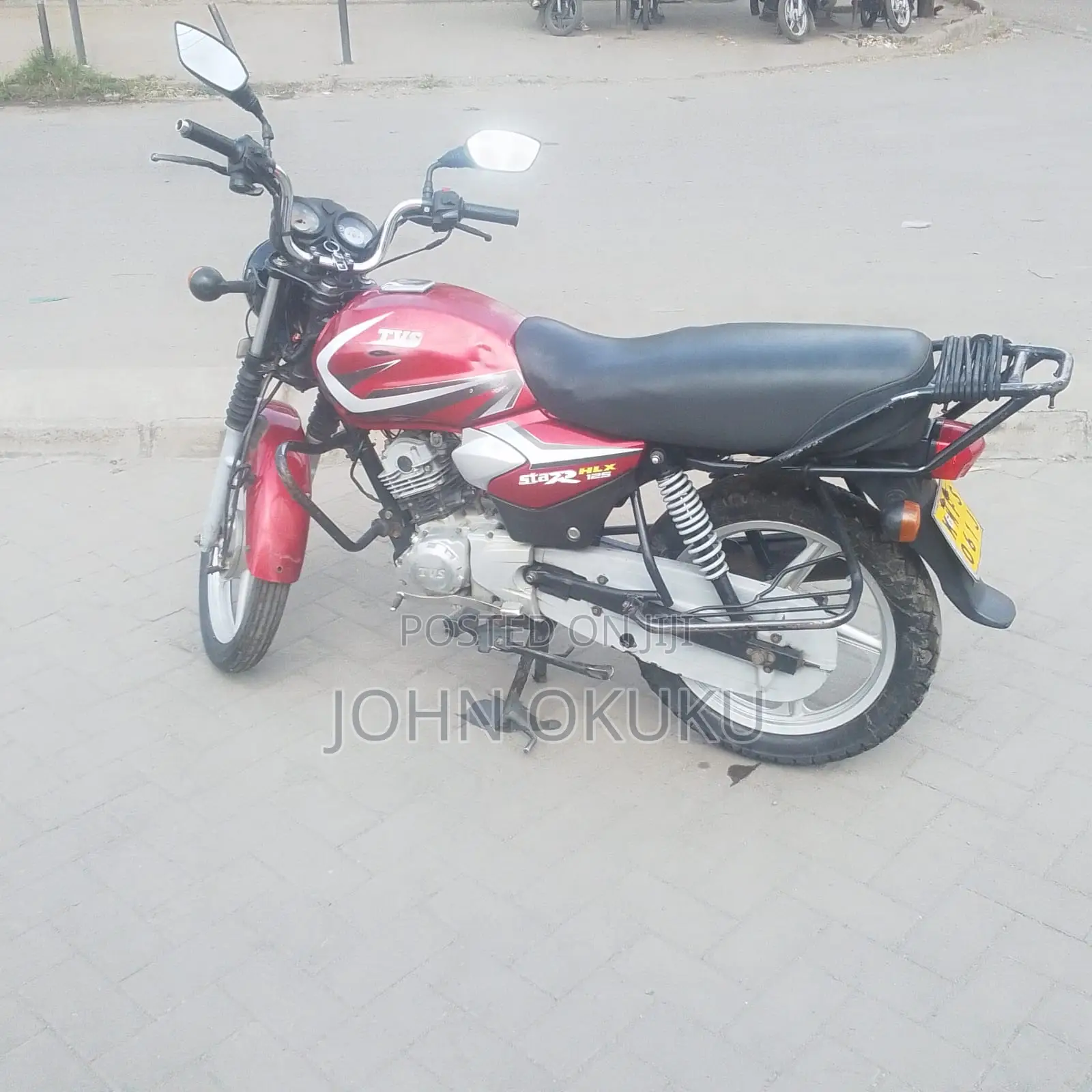 TVS HLX 125 2021 Red