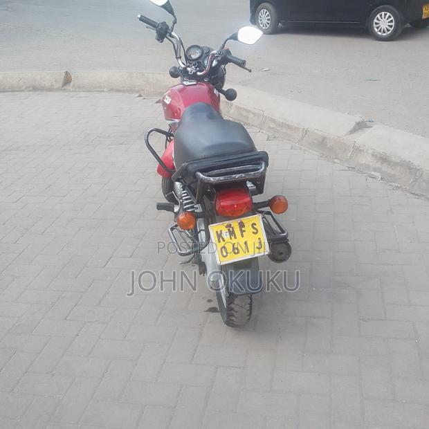 TVS HLX 125 2021 Red - thumbnail 3