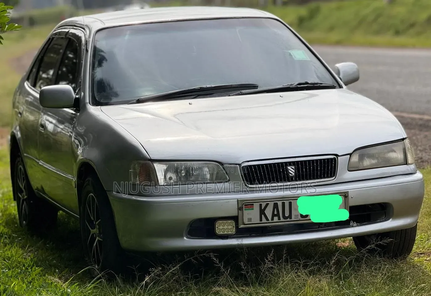 Toyota Corolla 1995 Silver