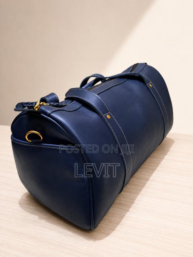 Premium Travel Gym Duffel Bag - thumbnail 3
