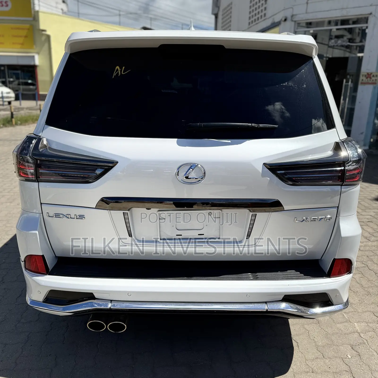 Lexus LX 570 AWD 2020 White