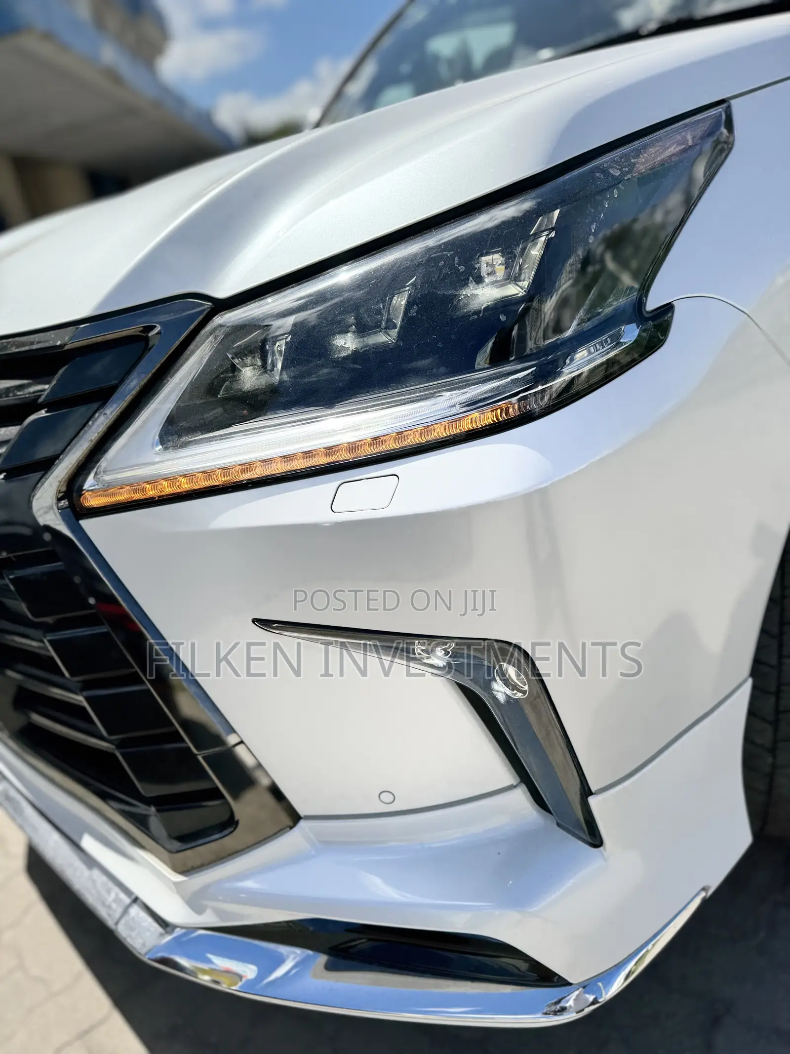 Lexus LX 570 AWD 2020 White