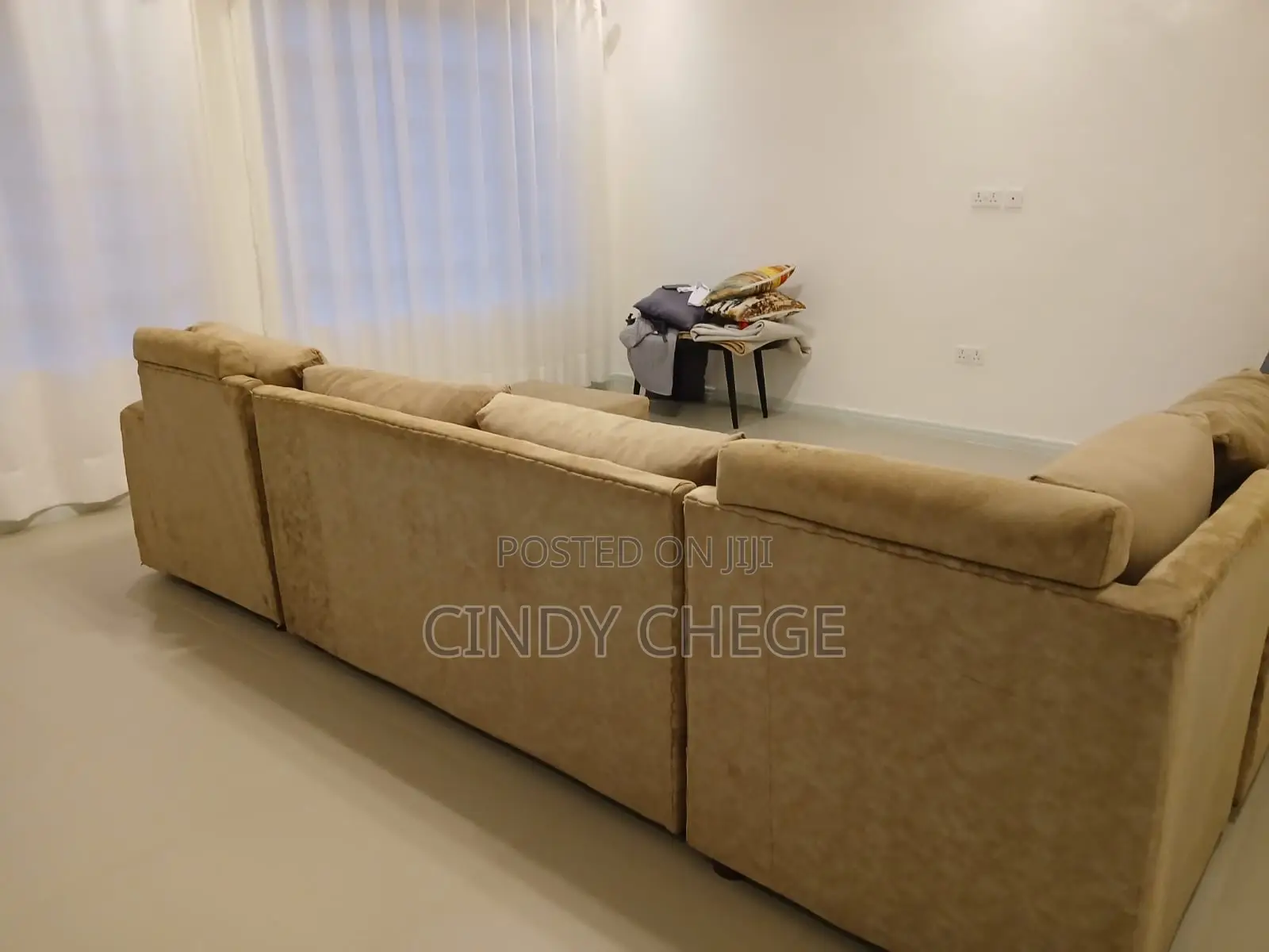 Lounge Suite U Sofa