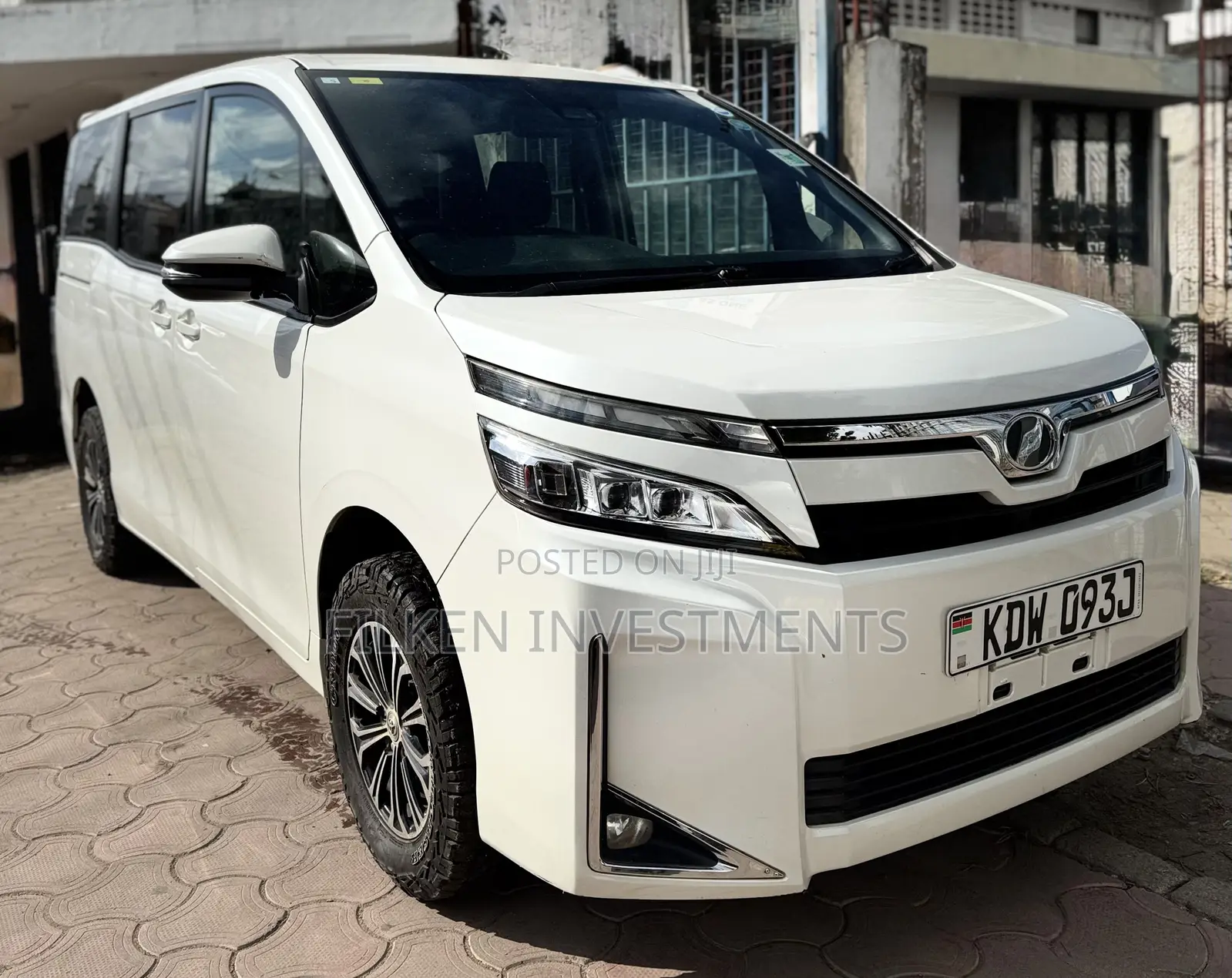 Toyota Voxy 2019 White