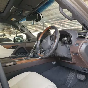 Lexus LX 2022 Gray