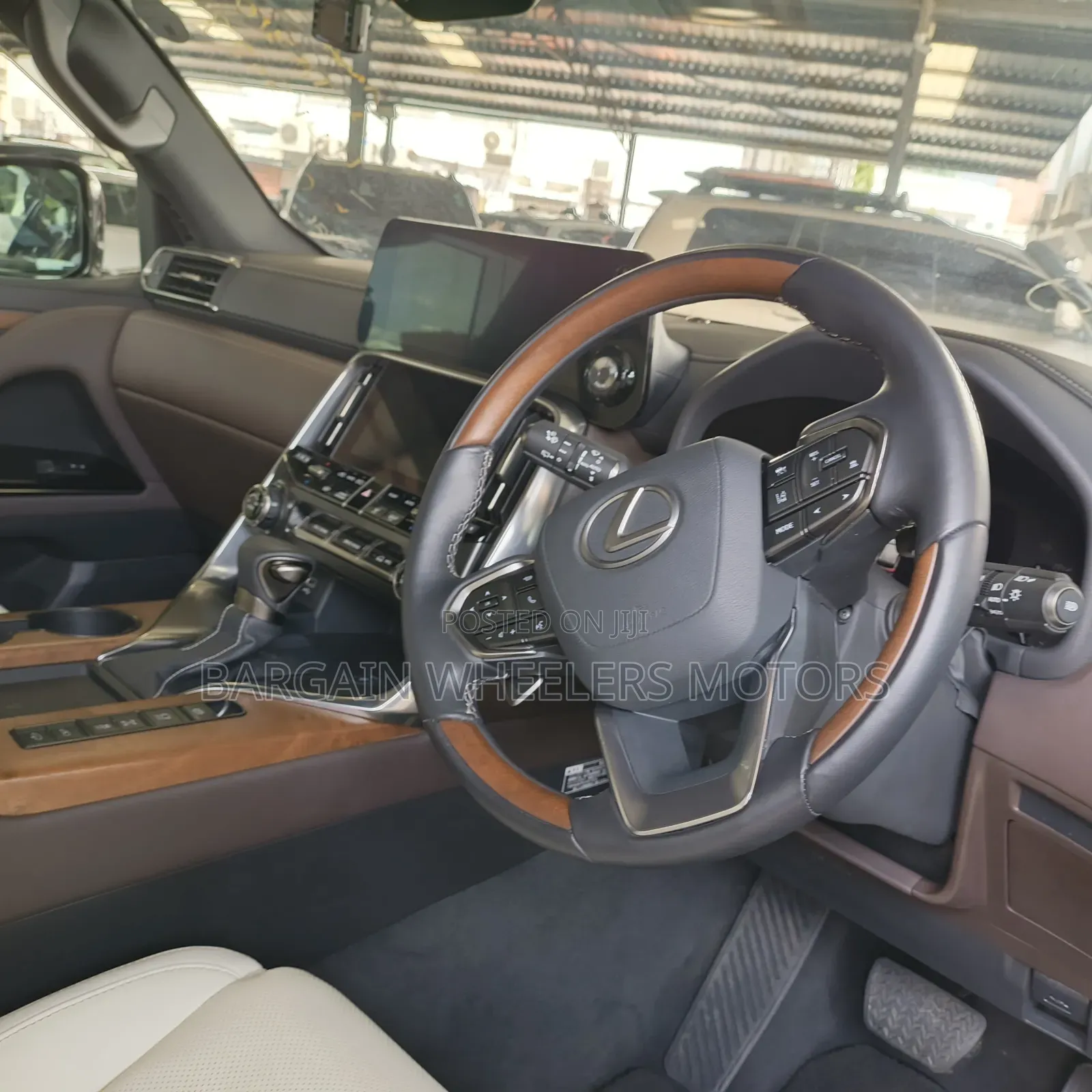 Lexus LX 2022 Gray